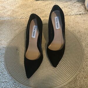 Steve Madden Black Suede Stilletos/Heels